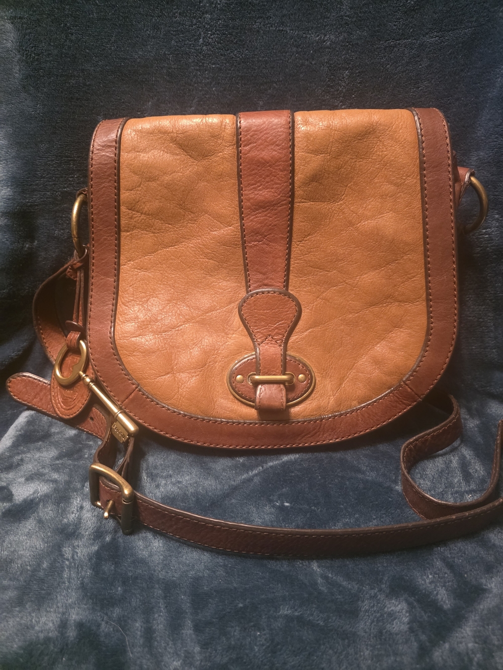 Vintage Fossil Leather Saddle Crossbody Bag in Two-Tone Brown